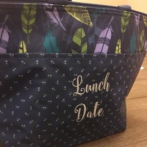 Thirty-One Thermal Tote, “Falling Feathers” NIP